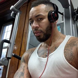 Meet your Posher, Marc